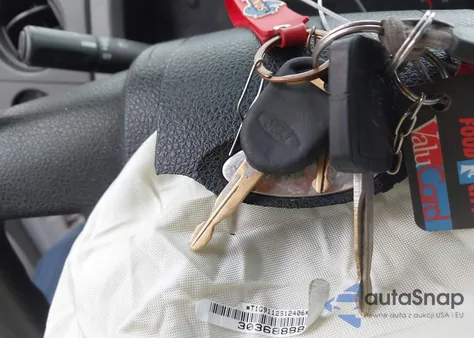 2005 Ford F-150 Stx/Xl/Xlt z USA, uszkodzony, nr VIN 1FTRF12255NB60394